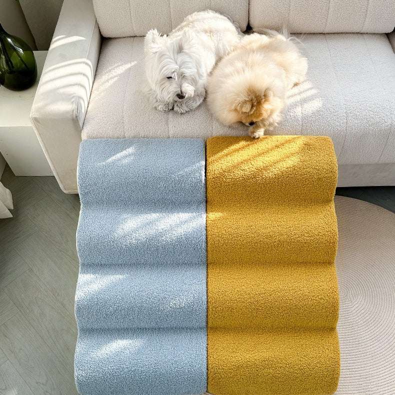 Cloud Plaid Pet Stairs