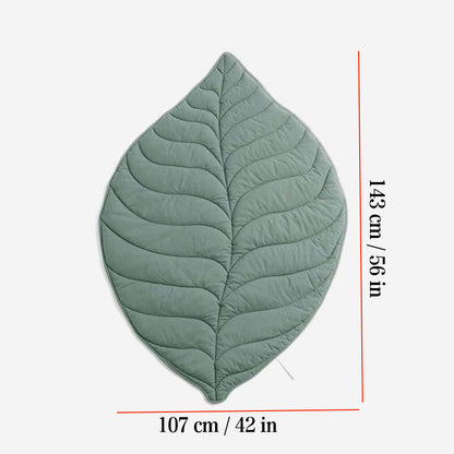 Leaf-Shaped Pet Blanket