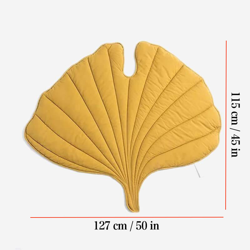 Leaf-Shaped Pet Blanket